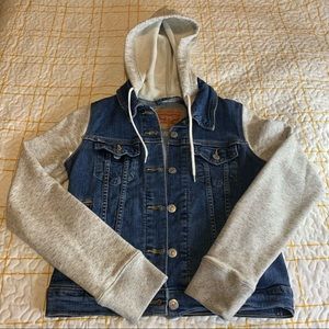 Levi’s Hybrid Original Trucker Jacket